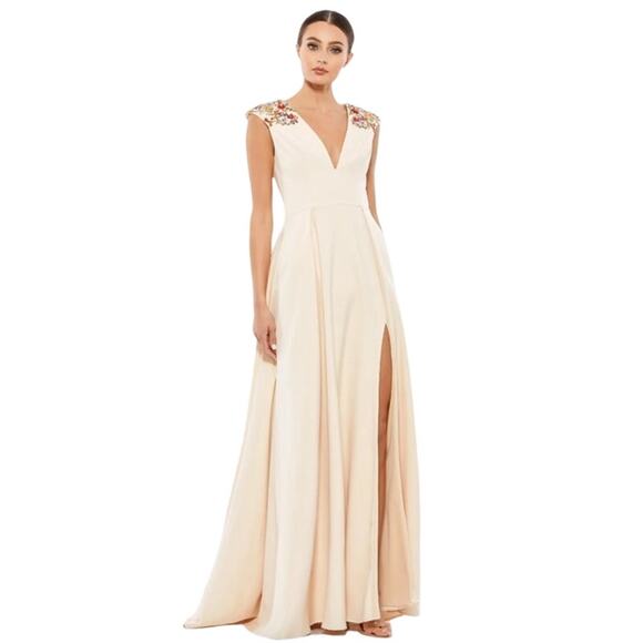 MAC DUGGAL Dress Size 2 Evening Gown Cream Sequin Beaded Cap Sleeve Slit. - Picture 1 of 6